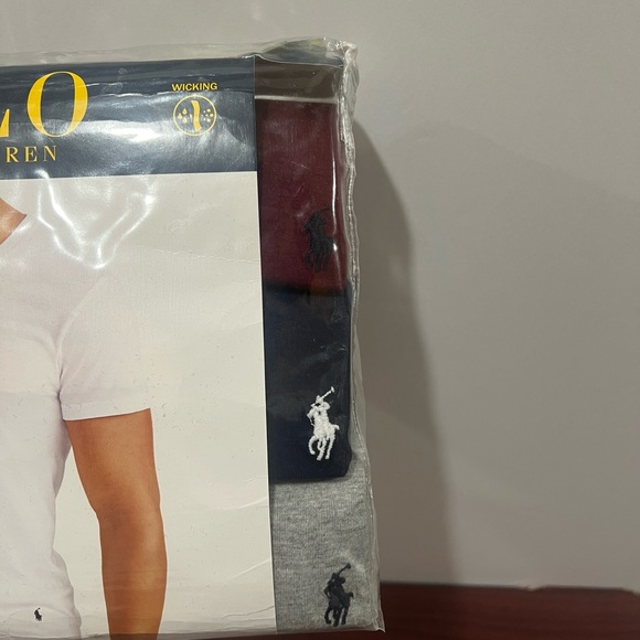 Ralph Lauren Polo, Men’s Classic Fit, V Neck Shirt, 3 Pack - Picture 2 of 6
